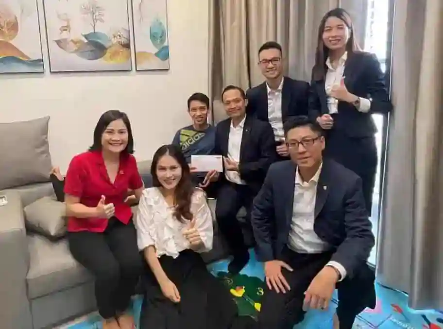 Cầu thủ Hùng Dũng